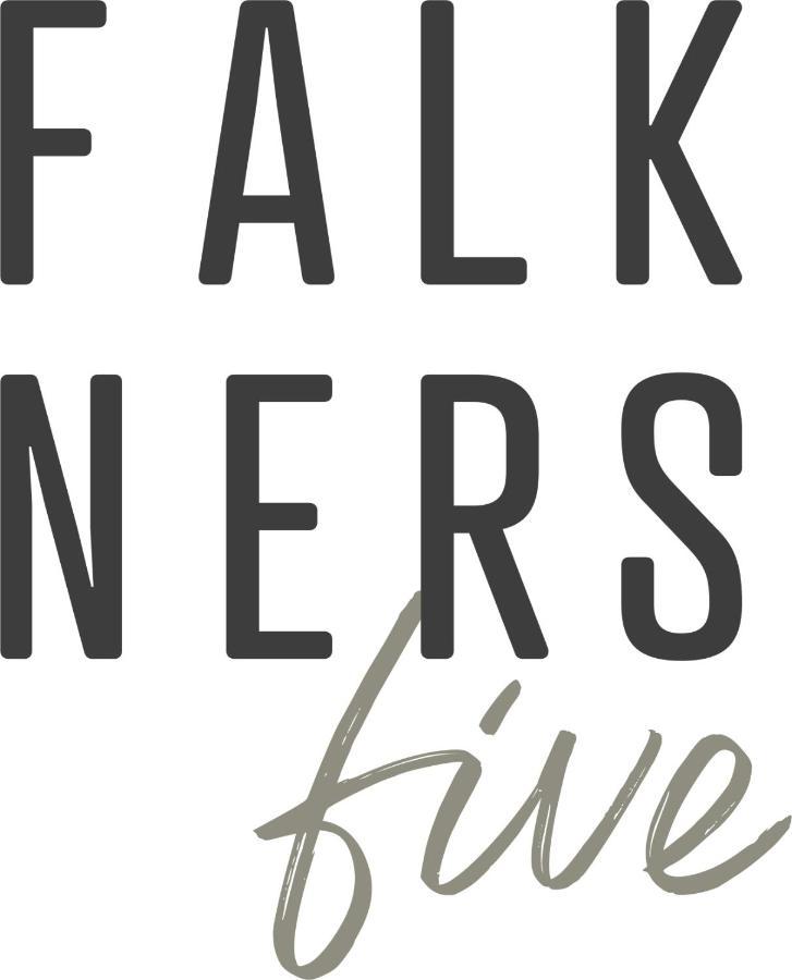 Falkners Five Oetz Exteriör bild